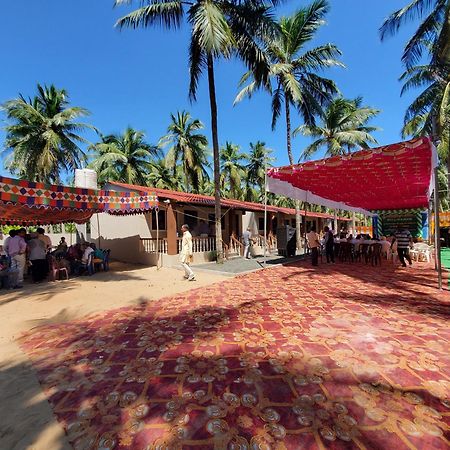Coastline Beach Resort Perupalem Extérieur photo