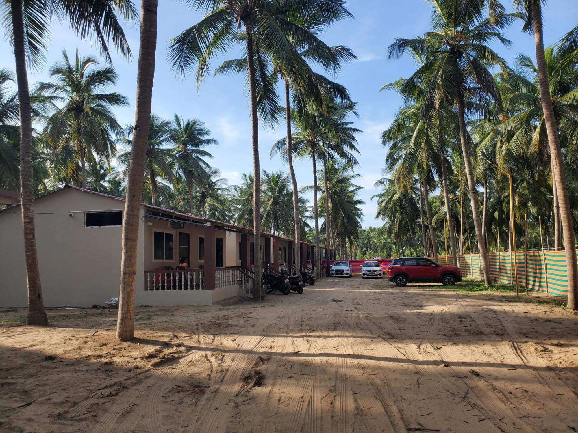 Coastline Beach Resort Perupalem Extérieur photo
