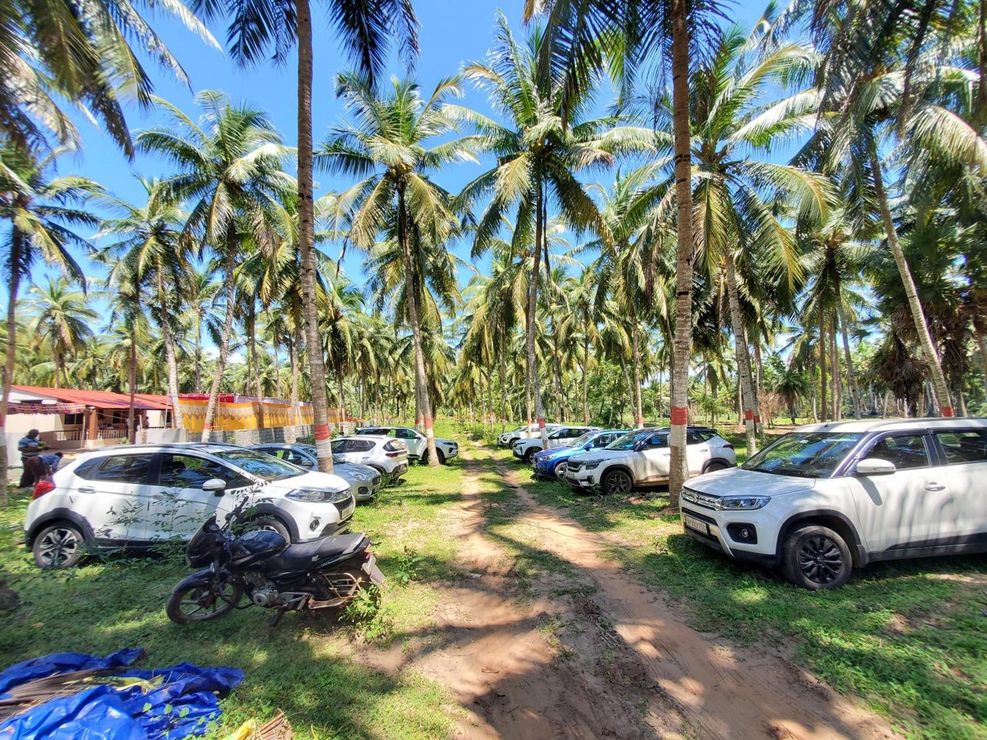 Coastline Beach Resort Perupalem Extérieur photo